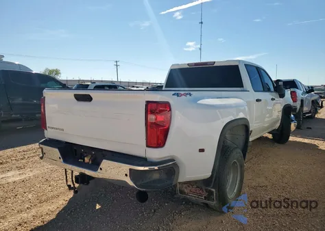 2024 Chevrolet Silverado K3500 z USA, uszkodzony, nr VIN 1GC4YSEY0RF365194